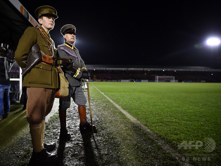奇跡の「クリスマス休戦」から100年、英軍将校の手紙公開 奇跡の「クリスマス休戦」から100年、英軍将校の手紙公開