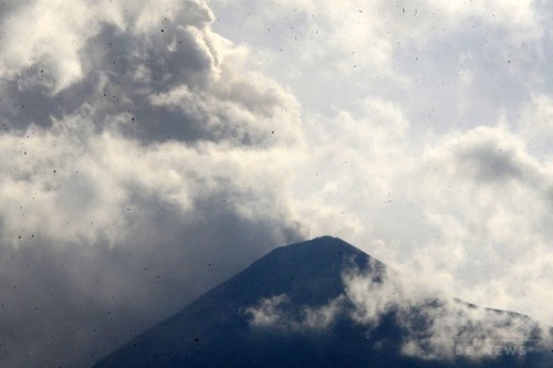 フエゴ山噴火、300人避難 グアテマラ フエゴ山噴火、300人避難 グアテマラ