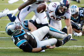 NFLの元選手43%に脳損傷の兆候あり、米研究 NFLの元選手43%に脳損傷の兆候あり、米研究