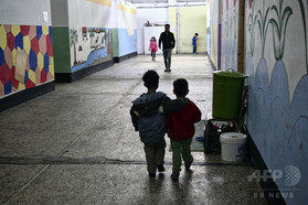 IMFの財政緊縮策、子どもの健康に悪影響 研究 IMFの財政緊縮策、子どもの健康に悪影響 研究