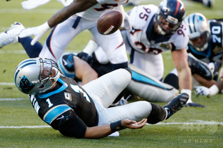 NFLの元選手43%に脳損傷の兆候あり、米研究 NFLの元選手43%に脳損傷の兆候あり、米研究