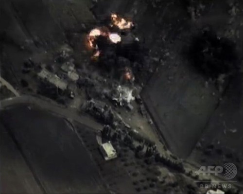 ロシアがシリア空爆開始、「IS標的」を米が否定 民間人犠牲か ロシアがシリア空爆開始、「IS標的」を米が否定 民間人犠牲か