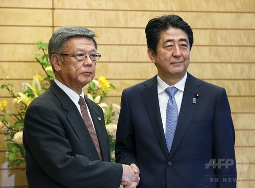 安倍首相、辺野古工事中止の和解案受け入れ 安倍首相、辺野古工事中止の和解案受け入れ