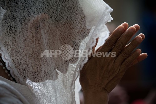 フィリピンの台風被災者、日曜礼拝で祈り フィリピンの台風被災者、日曜礼拝で祈り
