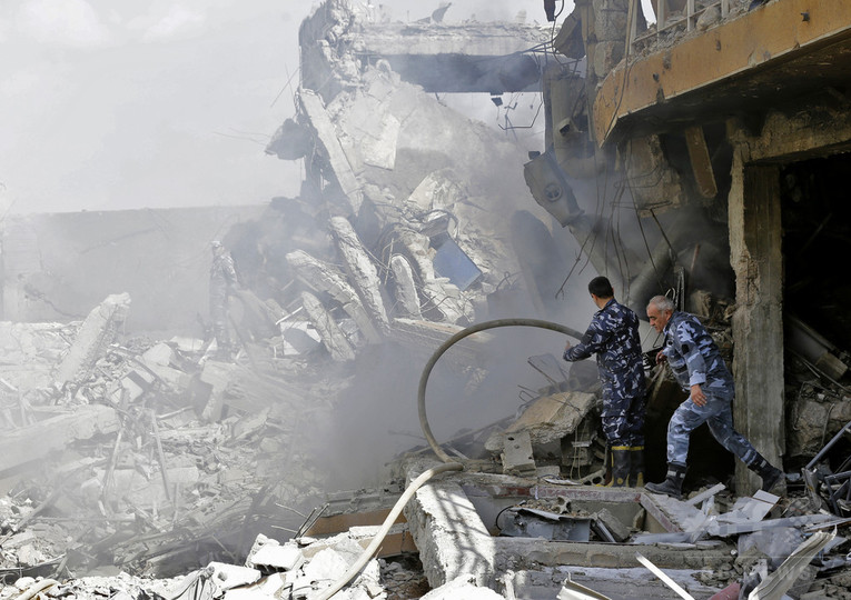 シリア化学兵器疑惑、OPCWが調査開始 政府高官と会談 シリア化学兵器疑惑、OPCWが調査開始 政府高官と会談