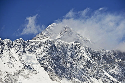 エベレスト登頂のオーストラリア人とオランダ人、高山病で死亡