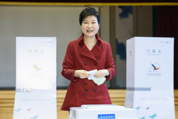 韓国総選挙、野党が勝利 朴政権「レームダック」化必至
