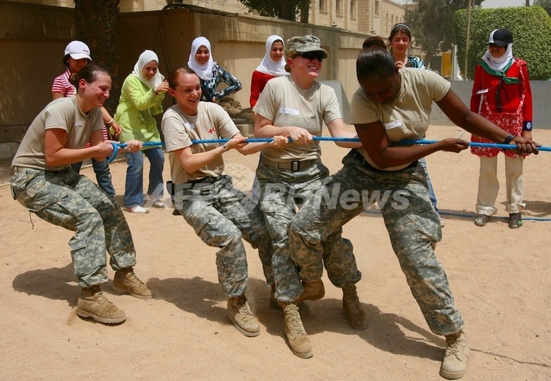 米軍、駐イラク男女兵士への「妊娠禁止令」を撤回 米軍、駐イラク男女兵士への「妊娠禁止令」を撤回