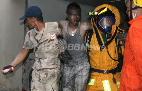 タイ南部で連続爆発、13人死亡 数百人負傷 タイ南部で連続爆発、13人死亡 数百人負傷
