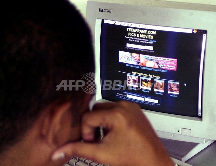 ネット児童ポルノ国際取り締まりで70人を逮捕、豪州 ネット児童ポルノ国際取り締まりで70人を逮捕、豪州
