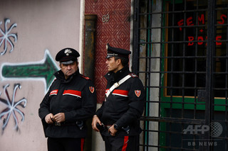 右派団体による脅迫増加、記者200人が警察の保護下に イタリア 右派団体による脅迫増加、記者200人が警察の保護下に イタリア