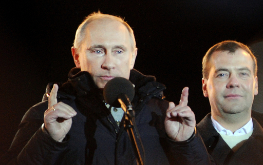 ロシア大統領選、プーチン氏が勝利宣言 野党側は不正投票あったと指摘