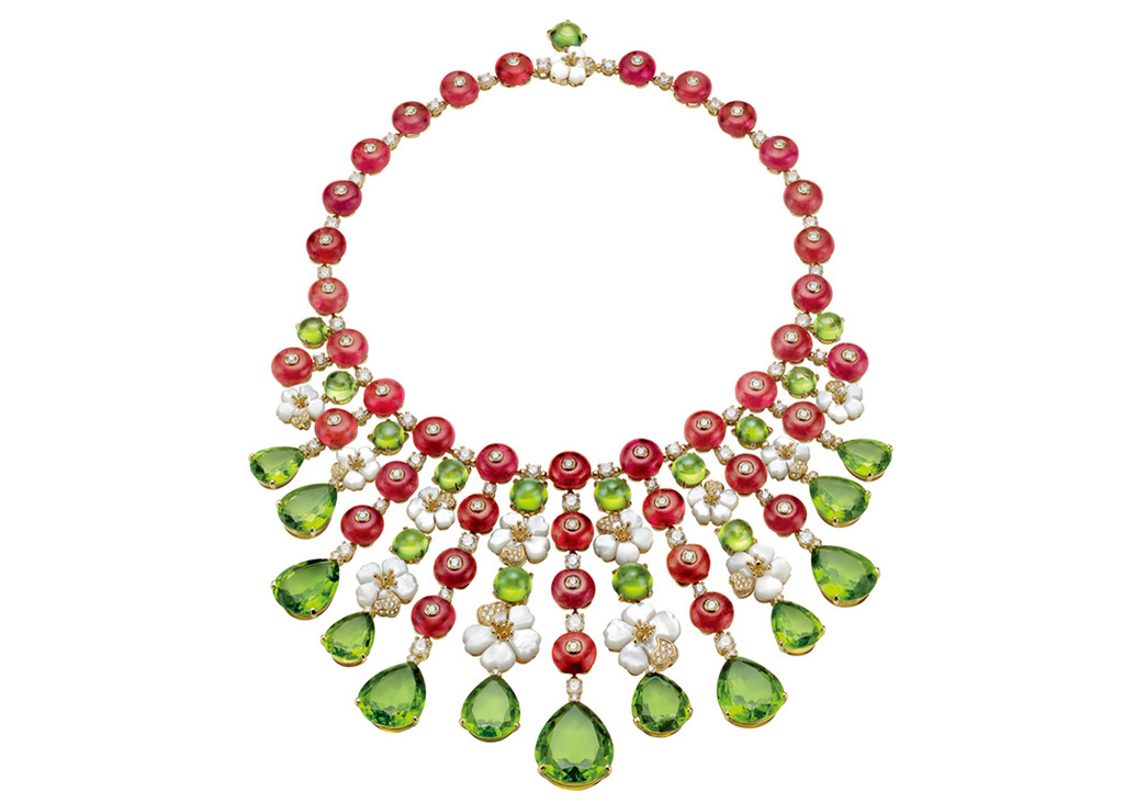 ブランドストーリー Jewelry & Watch Vol. 7 ブルガリ あふれる色彩、スタイリッシュなデザインで世界を魅了 写真12枚