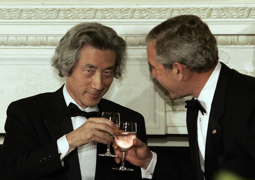 ブッシュ米大統領への贈答品リストが公開される