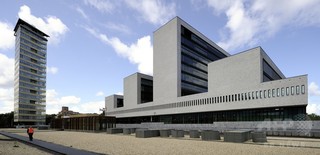 欧州の人身取引・密航業者90人逮捕 ユーロポール 欧州の人身取引・密航業者90人逮捕 ユーロポール