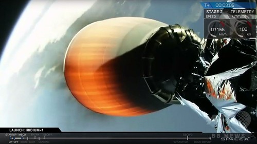 スペースX、ファルコン9の打ち上げと第1段着陸に成功 爆発後初 スペースX、ファルコン9の打ち上げと第1段着陸に成功 爆発後初