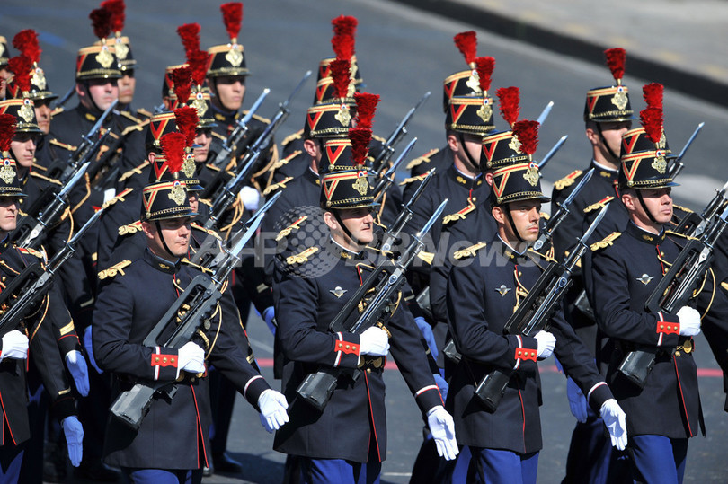 仏革命記念日の軍事パレード、インド軍も初参加 写真38枚 国際ニュース:AFPBB News