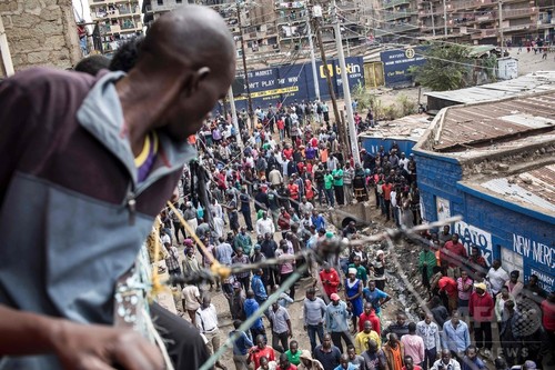 ケニア大統領選への抗議デモ、子ども含む3人撃たれ死亡 ケニア大統領選への抗議デモ、子ども含む3人撃たれ死亡