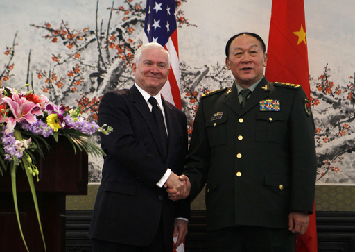 米が「戦略的対話」を提案、北京で米中国防相会談