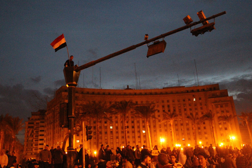 エジプトで「百万人の行進」呼びかけ、無期限ゼネストも
