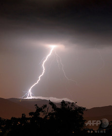 バングラデシュで落雷、少なくとも22人死亡 土砂崩れ被害に続き バングラデシュで落雷、少なくとも22人死亡 土砂崩れ被害に続き