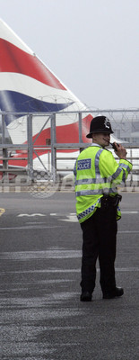 英国警官はセックスの最中も職務に忠実? 英国警官はセックスの最中も職務に忠実?