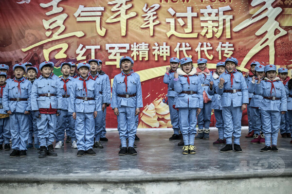 小さな紅軍兵士たち、中国小学校の愛国教育
