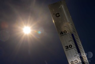 欧州の電力需要ピーク、冬から夏へ移行か 研究 欧州の電力需要ピーク、冬から夏へ移行か 研究