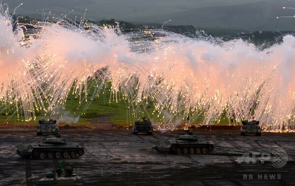 陸上自衛隊「富士総合火力演習」の予行実施