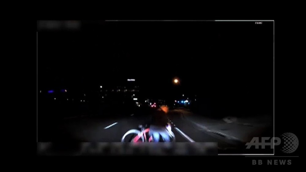 ウーバーの自動運転死亡事故、衝突6秒前に歩行者検知 米運輸安全委