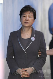 韓国の保守系野党、朴前大統領を除名 汚職問題から距離置く 韓国の保守系野党、朴前大統領を除名 汚職問題から距離置く