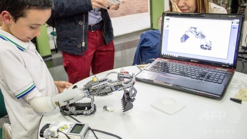 レゴの義手、デジタル技術革新のイベントで大賞 レゴの義手、デジタル技術革新のイベントで大賞