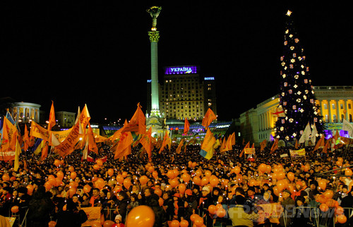 ウクライナ第2の革命「オレンジ」に続くは何色に