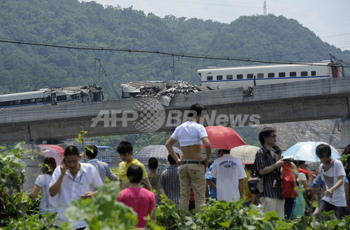 高速鉄道事故、中国当局が取材禁止命令か 高速鉄道事故、中国当局が取材禁止命令か