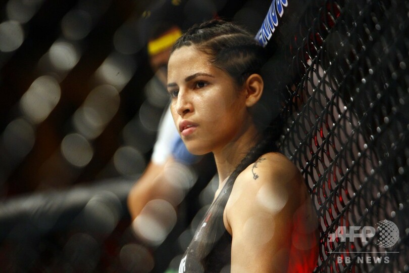 襲う相手間違えた―UFC女性ファイターがリオで強盗を返り討ち 襲う相手間違えた―UFC女性ファイターがリオで強盗を返り討ち