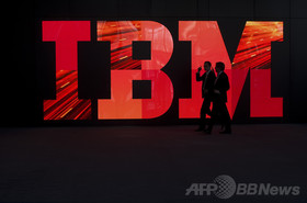 米IBM、コンピューターチップの技術革新に3000億円投資 米IBM、コンピューターチップの技術革新に3000億円投資