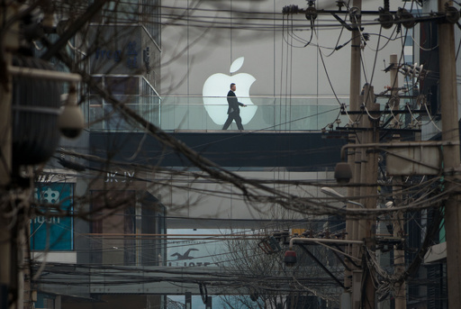 アップルが中国消費者に謝罪声明、批判報道受け