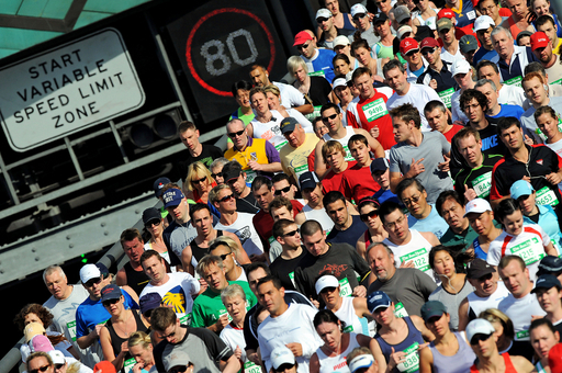 シドニーで恒例マラソン大会、7万人以上が参加