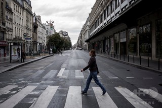 フランスでは歩行者の40%が信号無視、日本は2% ルール守る意識に差 フランスでは歩行者の40%が信号無視、日本は2% ルール守る意識に差
