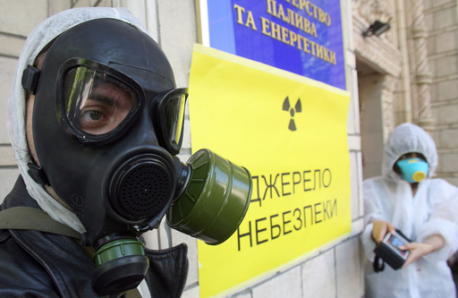 チェルノブイリ原発事故から22年、追悼式典