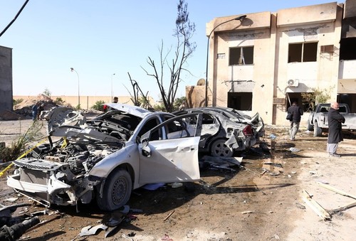 リビアの警察学校で自爆攻撃、50人以上死亡 リビアの警察学校で自爆攻撃、50人以上死亡
