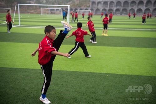 少林サッカーで旋風起こせ!壮大な野望を抱く中国の武術学校 少林サッカーで旋風起こせ!壮大な野望を抱く中国の武術学校