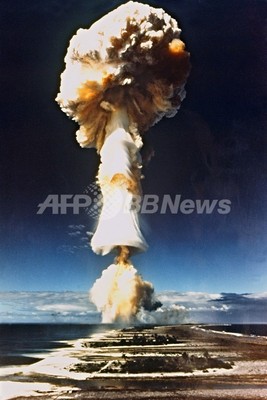 フランス初の核実験から50年、今なお続く被爆者の苦しみ フランス初の核実験から50年、今なお続く被爆者の苦しみ