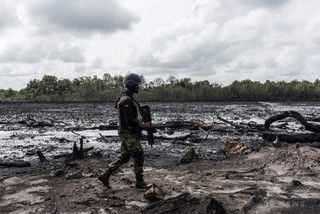 ボコ・ハラムが石油探査チームを襲撃、50人超死亡 ナイジェリア ボコ・ハラムが石油探査チームを襲撃、50人超死亡 ナイジェリア