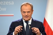 極右の「正気を失った裏切り者」が親ロシア路線推進 ポーランド首相
