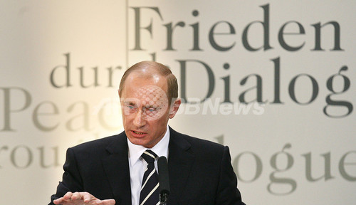 プーチン大統領、米国の政策を痛烈に批判 - ドイツ プーチン大統領、米国の政策を痛烈に批判 - ドイツ