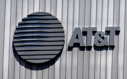 AT＆Tの新CEO、ボーダフォン買収の憶測を否定