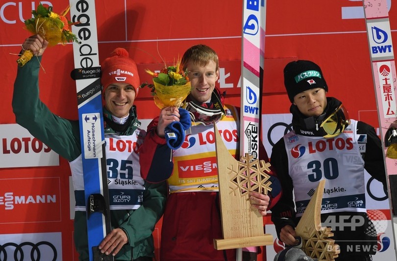 クリモフが個人開幕戦で初V、小林陵が3位表彰台 ジャンプW杯 クリモフが個人開幕戦で初V、小林陵が3位表彰台 ジャンプW杯