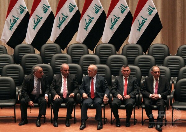 イラク議会が新政権を承認、内相、国防相など一部ポストは未定