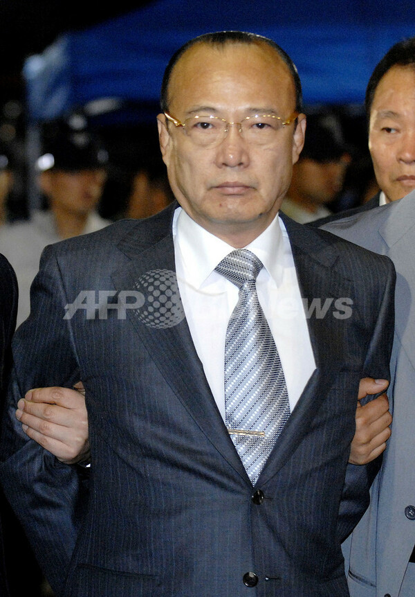 韓国財閥ハンファ・グループ会長に懲役1年6月